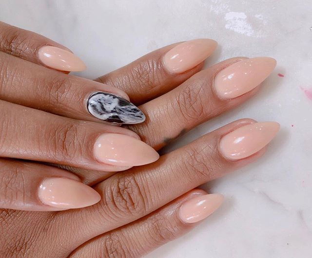 Sonogram Nails using pale pink as a gender reveal